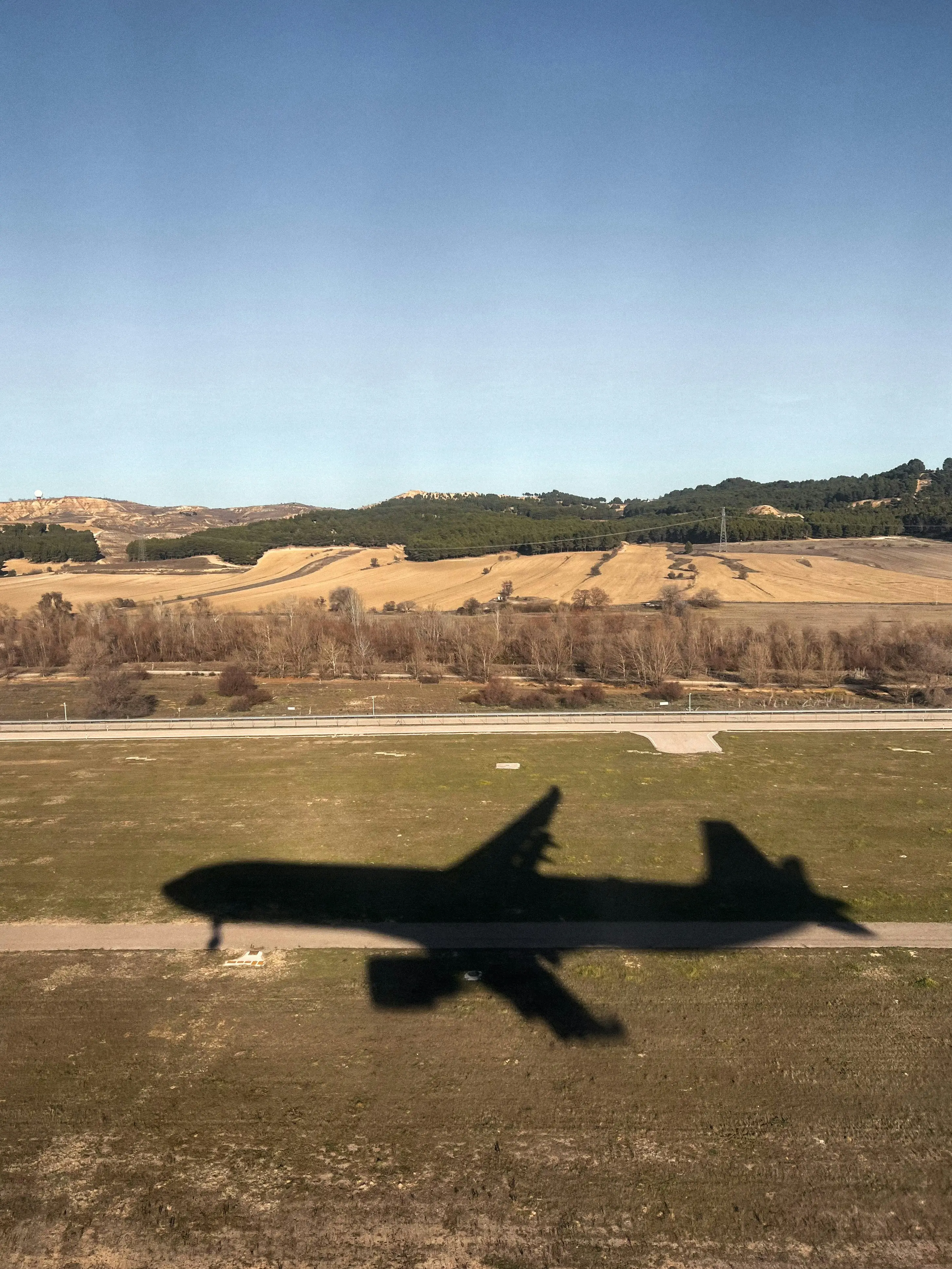 Pilot training safely at Solid Ground Aviation